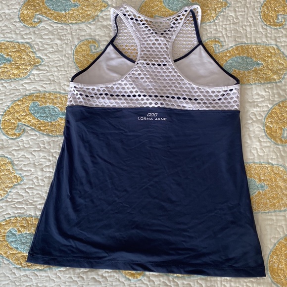 Lorna Jane Athletic Top - Picture 4 of 8